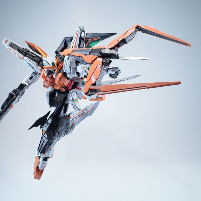 نموذج جديد لبرنامج الجنود الخا - مراجعة Model Kit Gundam Barbatos وسعره
