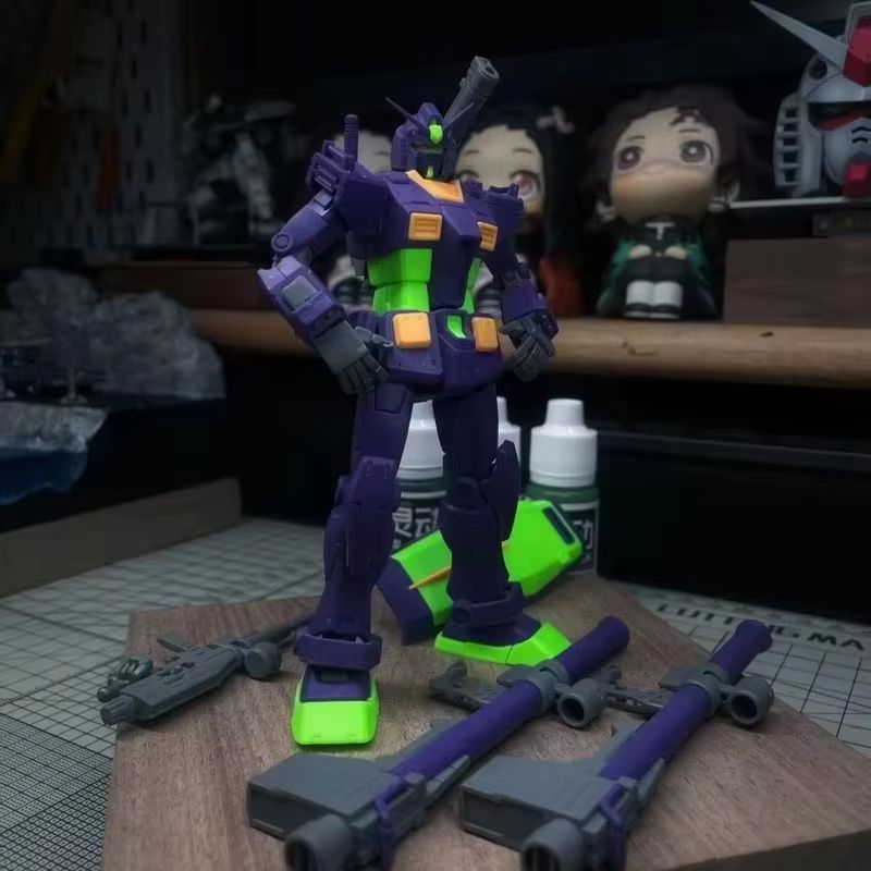 نموذج تجميعي ملون لـ HG 1/144  - مراجعة Model Kit Eva 01 وسعره