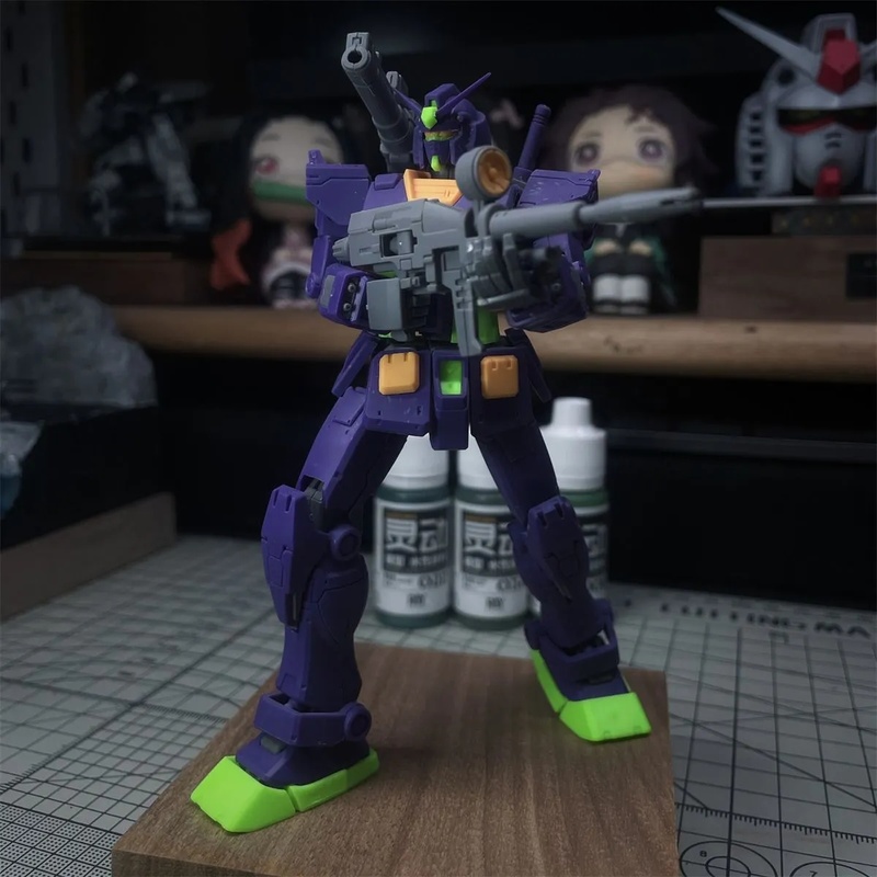 نموذج تجميعي ملون لـ HG 1/144  - مراجعة Model Kit Eva 01 وسعره