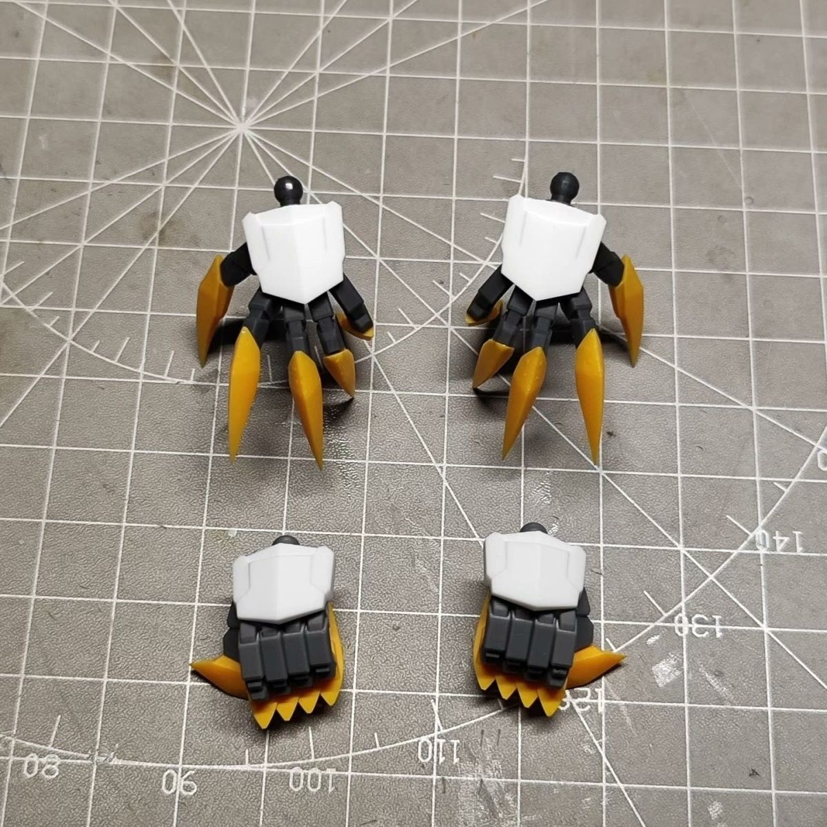 قطع غيار مخصصة لنموذج بارباتوس - مراجعة Model Kit Gundam Barbatos وسعره