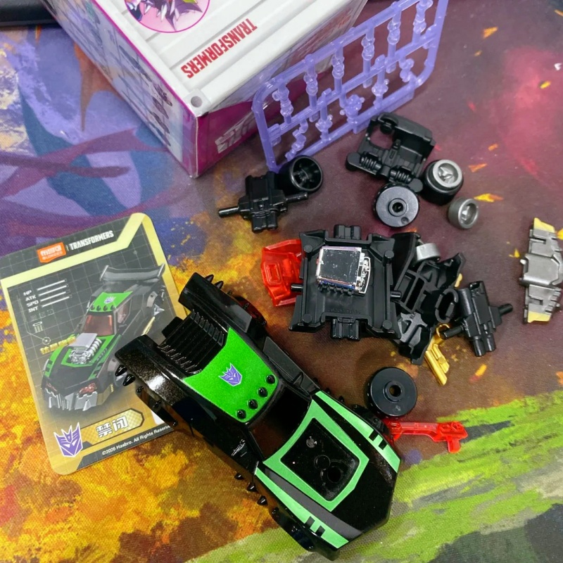 بلوكيز ترانسفورمرز نموذج سيارة - مراجعة Model Kit Blokees وسعره