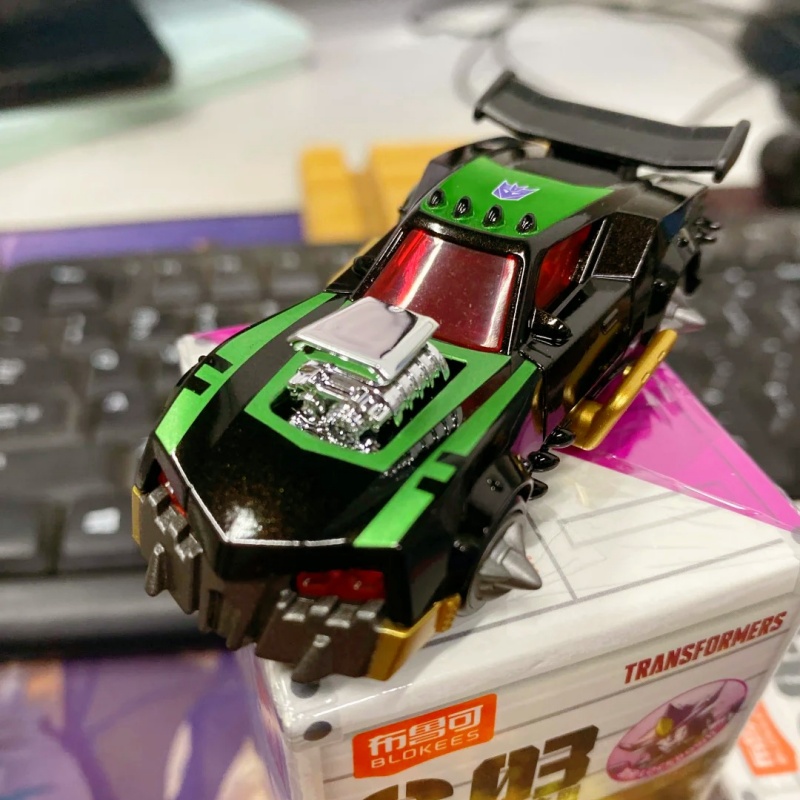 بلوكيز ترانسفورمرز نموذج سيارة - مراجعة Model Kit Blokees وسعره