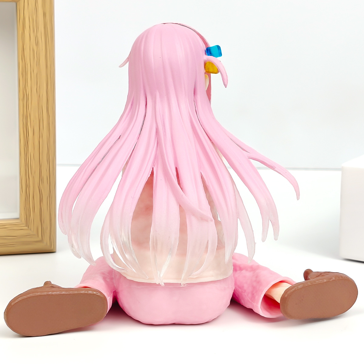 شخصيات جوتوه هيتوري أنمي يابان - مراجعة Model Kit Bocchi The Rock وسعره