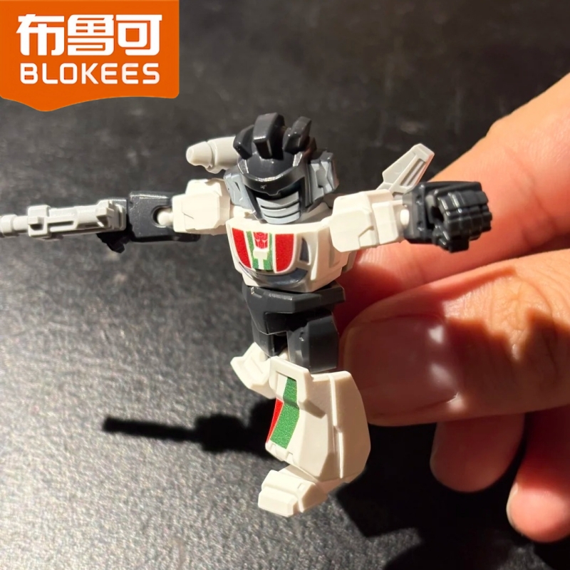 سلسلة بلوكيز ترانسفورمرز ديفند - مراجعة Model Kit Blokees وسعره