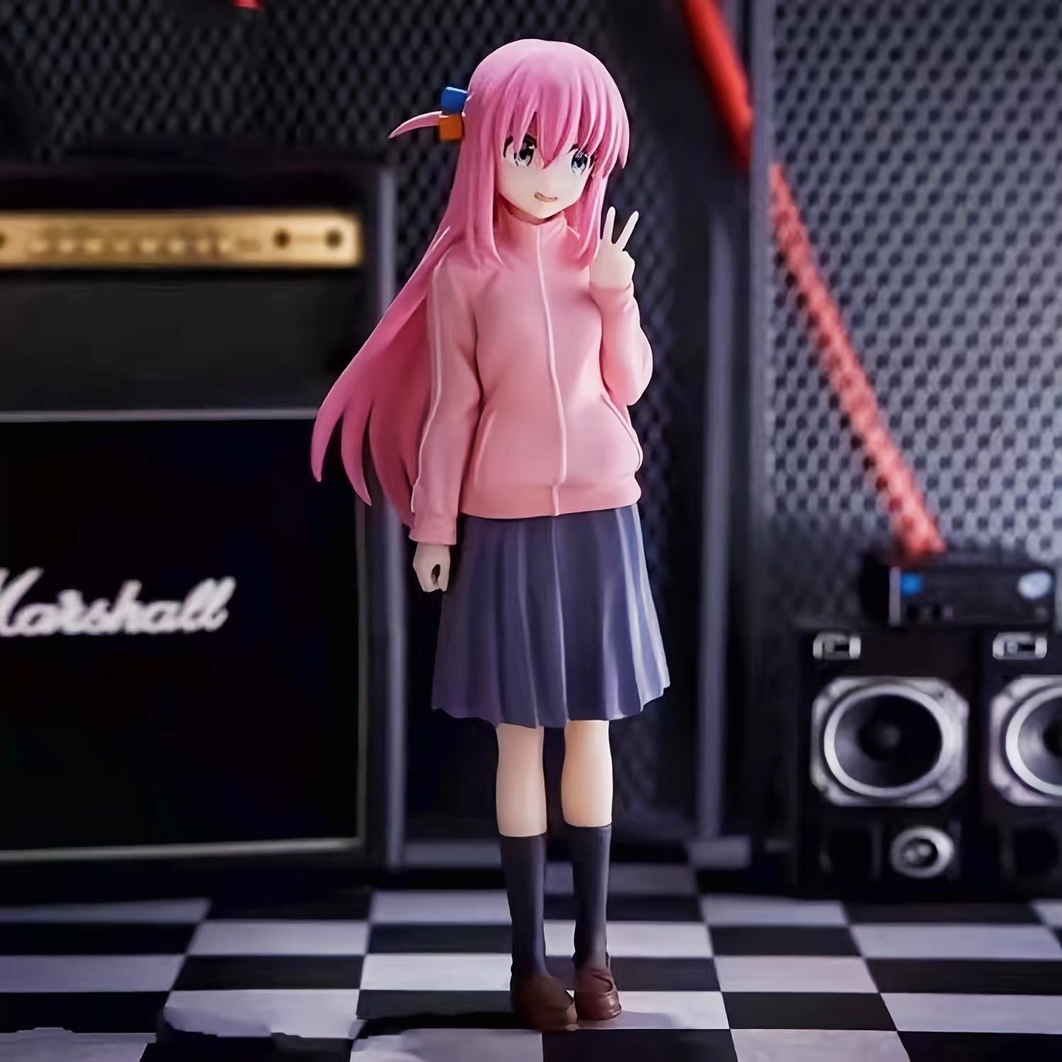 شخصيات جوتوه هيتوري أنمي يابان - مراجعة Model Kit Bocchi The Rock وسعره