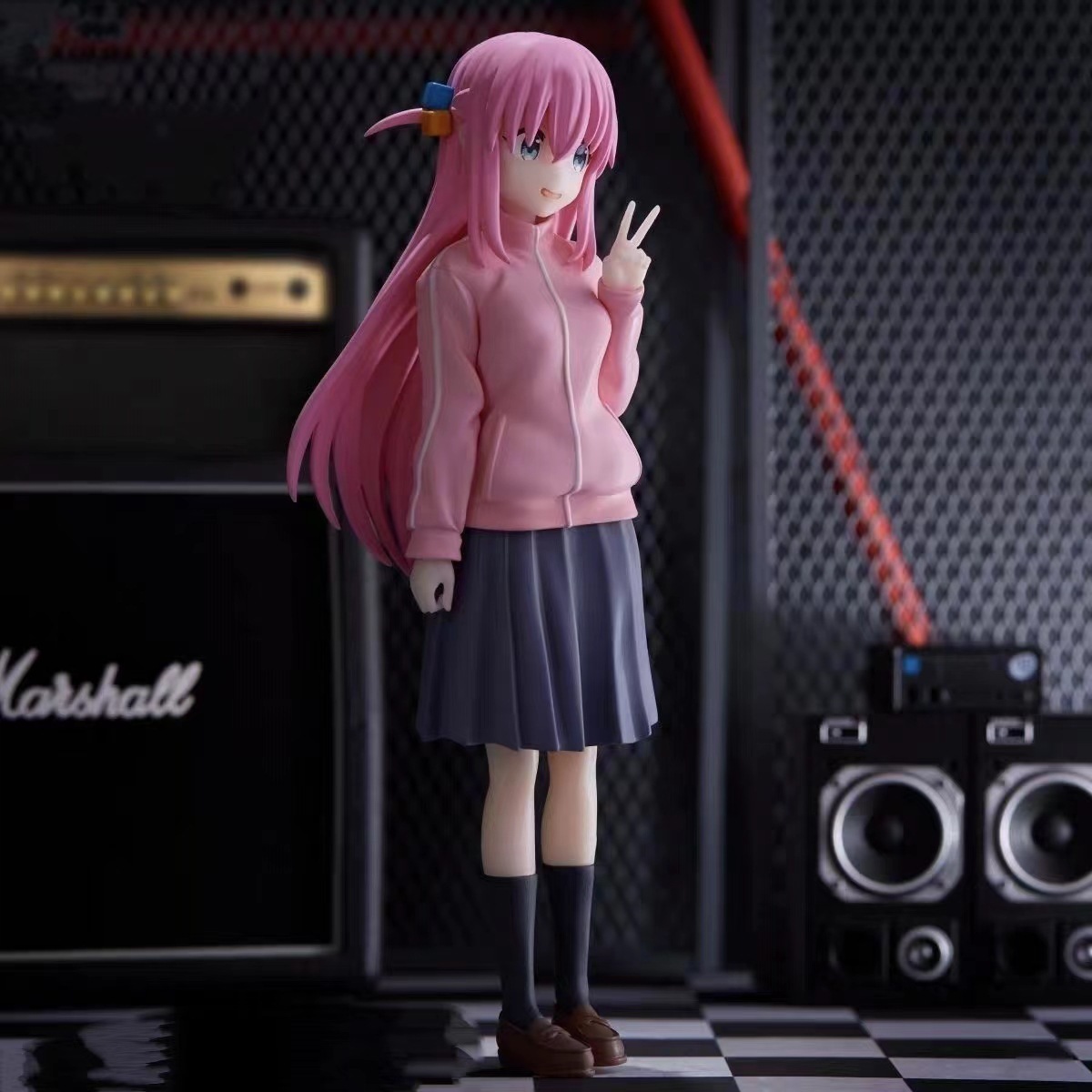 شخصيات جوتوه هيتوري أنمي يابان - مراجعة Model Kit Bocchi The Rock وسعره