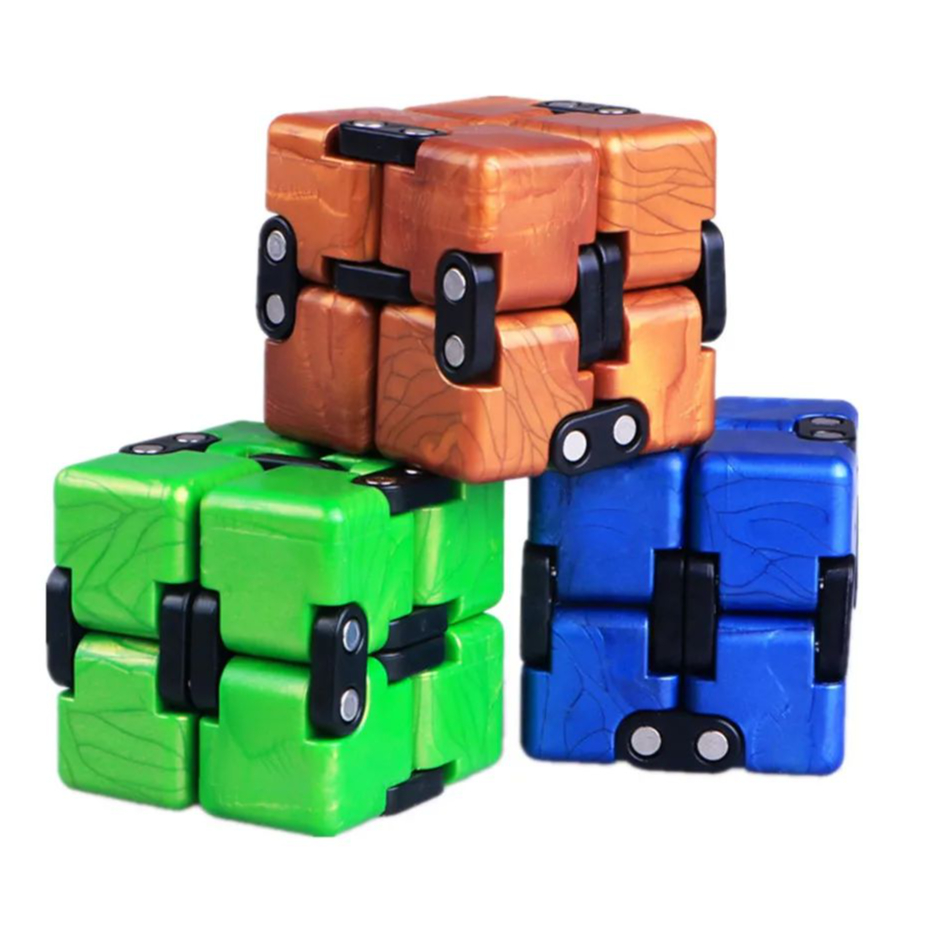 QiYi 2x2 مجنون مكعب 2x2x2 لا ن - مراجعة Model Kit Infinite Dimension وسعره
