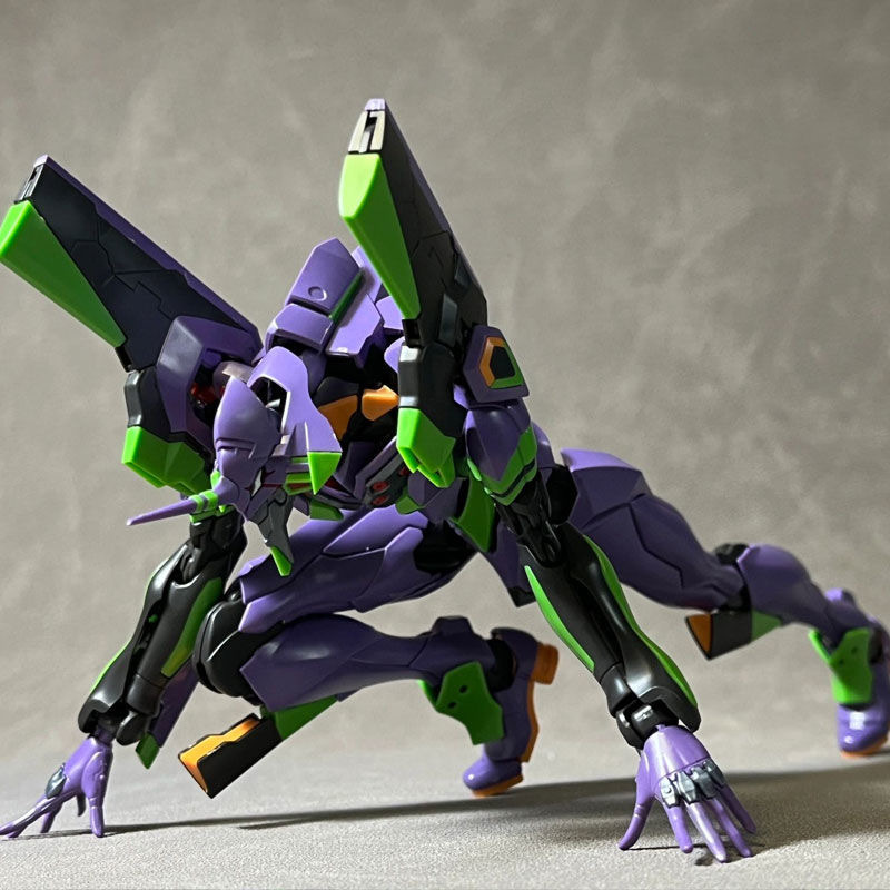 الأسهم الساخنة Rg Evangelion أ - مراجعة Model Kit Eva 01 وسعره