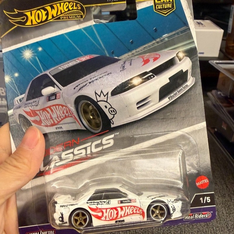 سيارة هوت ويلز بريميوم دايكاست - مراجعة Model Kit Nissan Skyline وسعره