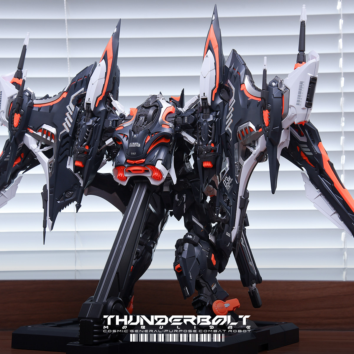 THUNDERBOLT MOBULIDAE 1/100 لع - مراجعة Model Kit Infinite Dimension وسعره
